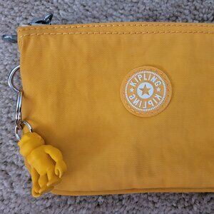 Kipling pouch